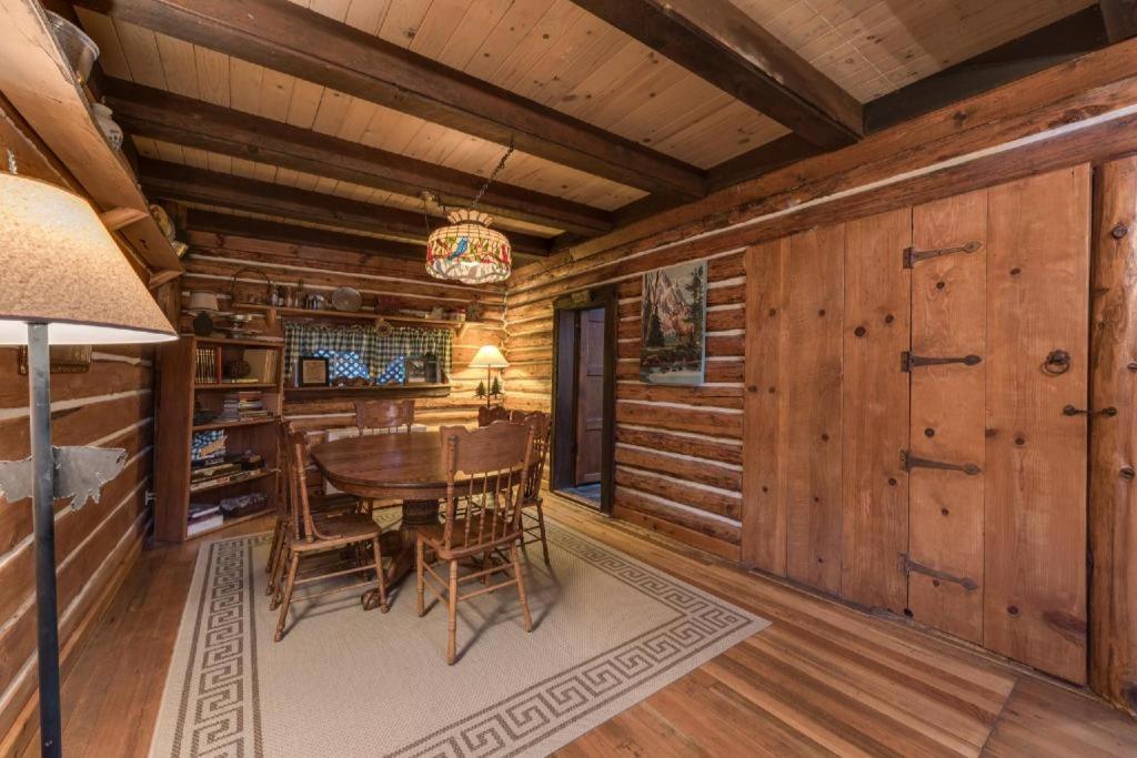The Davies Family Inn - Adults Only Placerville Eksteriør billede
